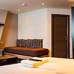 Vakantielogies Cathedral Guest house 4*